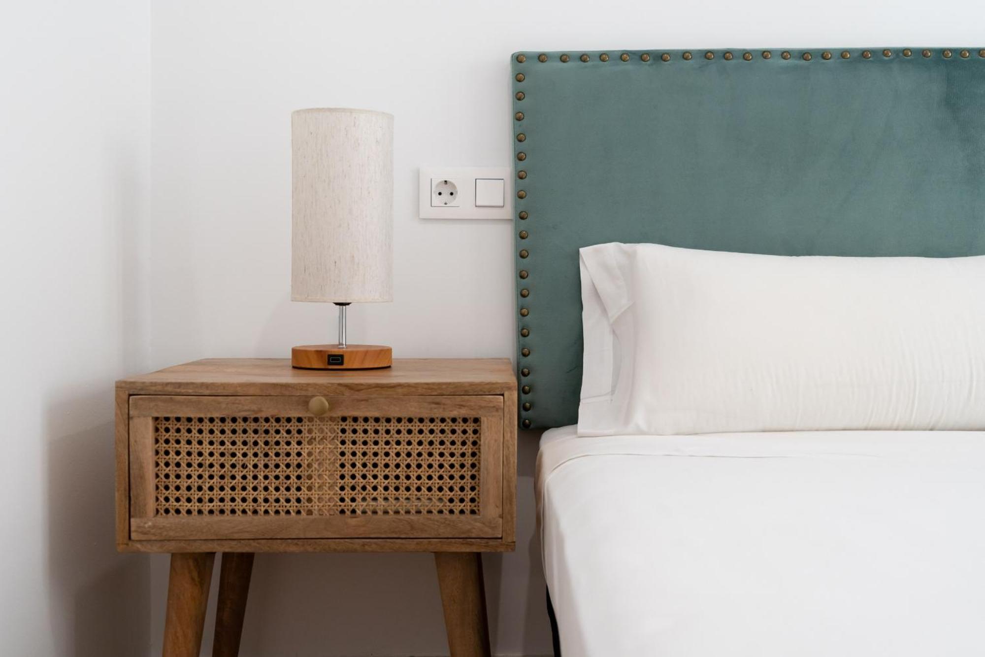 Apartamento Reformado En La Gran Via Alquiler Temporal Madrid Kültér fotó